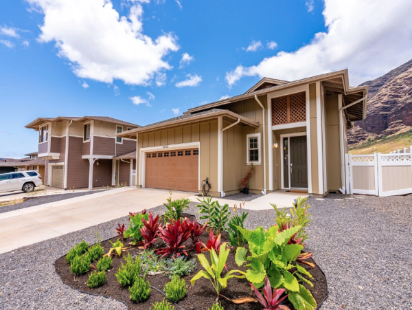 Luxurious Oahu Retreat: Two Villas, Perfect for Groups